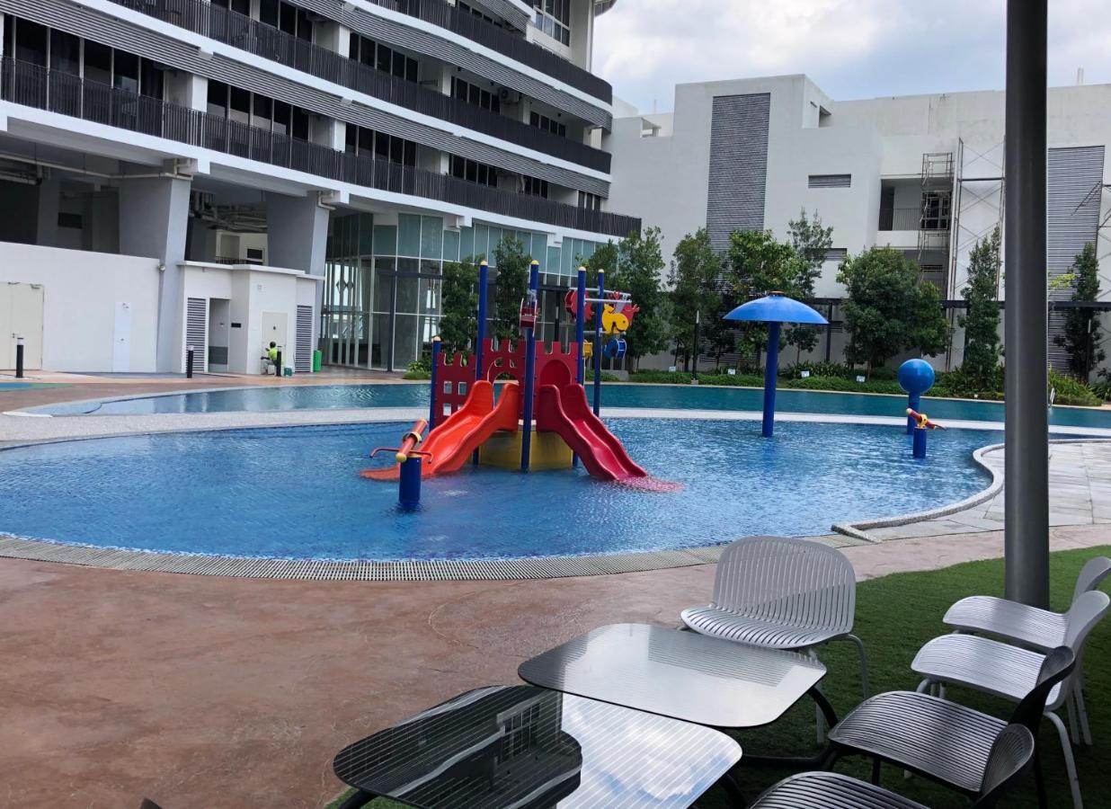 Legoland - 1-8 Pax Lego Themed House With Superhero, Pirates & Forest At Puteri Harbour, Encorp Marina, Iskandar, Legoland 新山 外观 照片